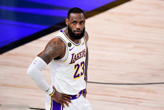 NBA休赛期的波折与反思：勇士的遗憾与库里的选择